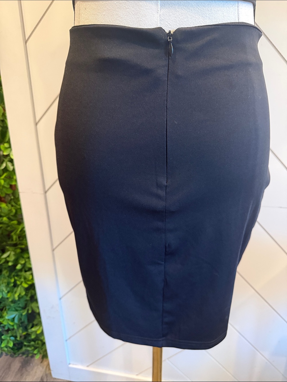 Be-All Trend-All Backless Black Mini Dress - Picture 11 of 12